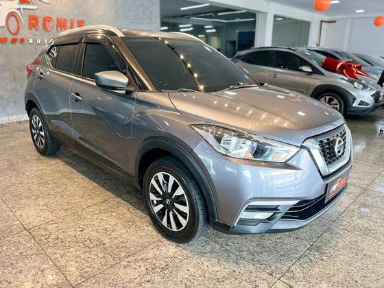 NISSAN MARCH 1.6 SL 16V FLEX 4P XTRONIC